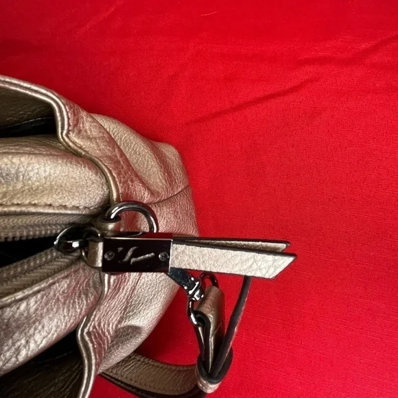 Simply Vera Vera Wang Satchel Bag Light Gold Logo on Front 9” H x 13” W x4.5” D - Picture 7 of 7